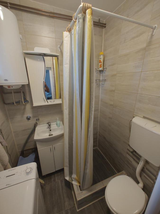 Apartman Anastasija Surcin Ngoại thất bức ảnh